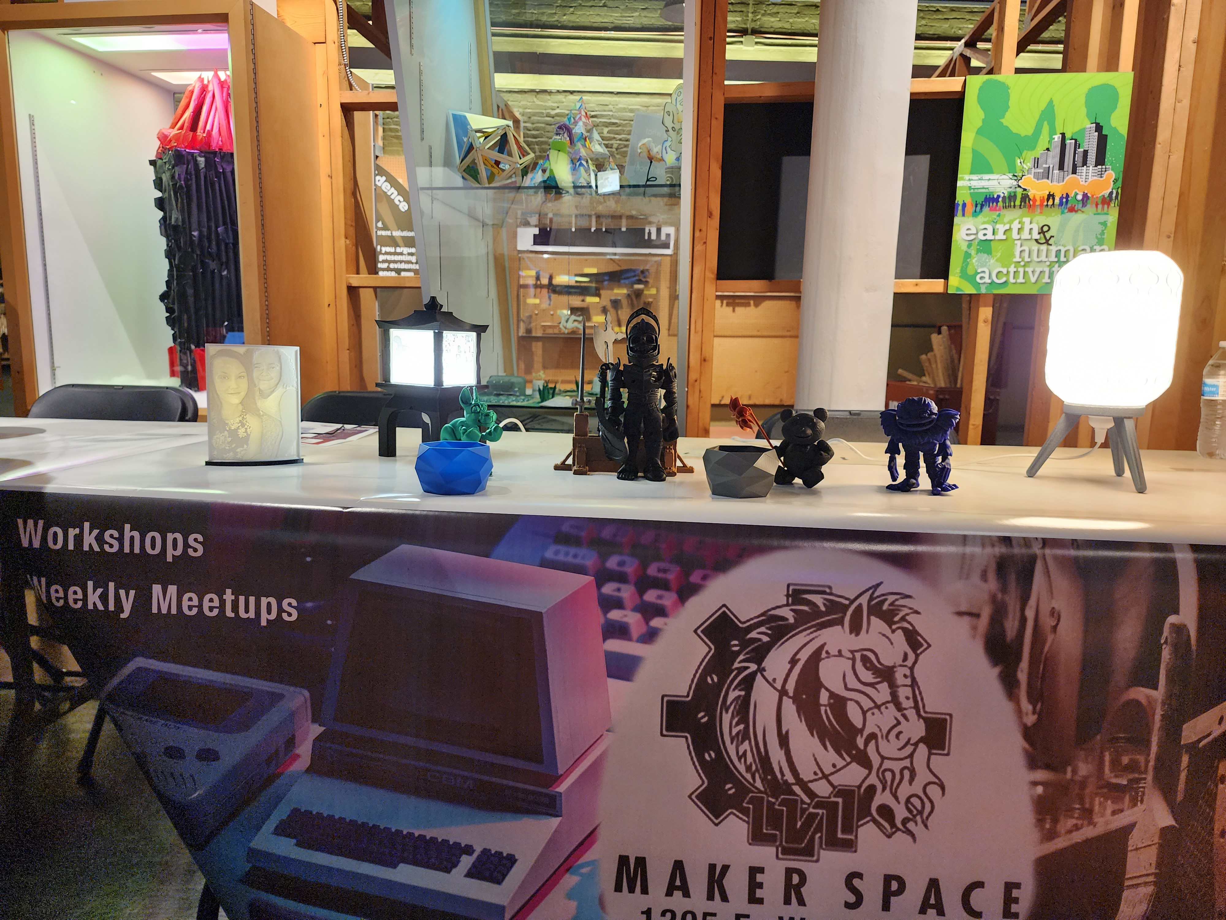 Lvl 1 Hackerspace - exhibit detail 0